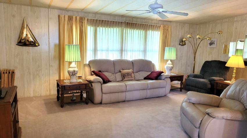 131 Lake Hazel Drive a Winter Haven, FL Mobile or Manufactured Home for Sale